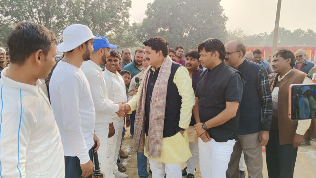 विद्यार्थियों के साथ-साथ शिक्षकों का स्वस्थ होना आवश्यक – रमेश चंद्र मिश्रा