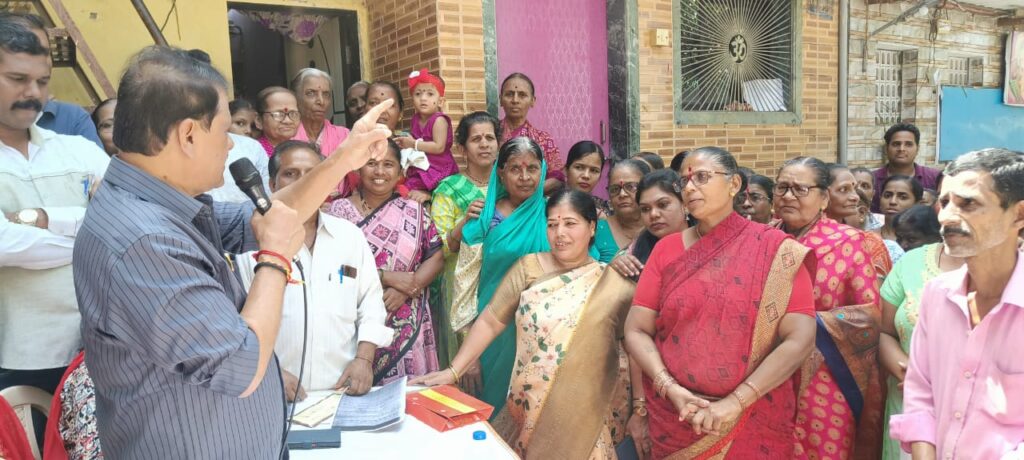 शिवसेना विधायक प्रकाश सुर्वे ने किया नागरिक विकास कामों का भूमिपूजन