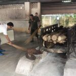 डॉ अनील काशी मुरारका ने शिवधाम ( बैकुंठ धाम ) में चलाया स्वच्छता अभियान