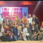 युवा महोत्सव में श्री एम. डी. शाह महिला कॉलेज को चैंपियन ट्रॉफी