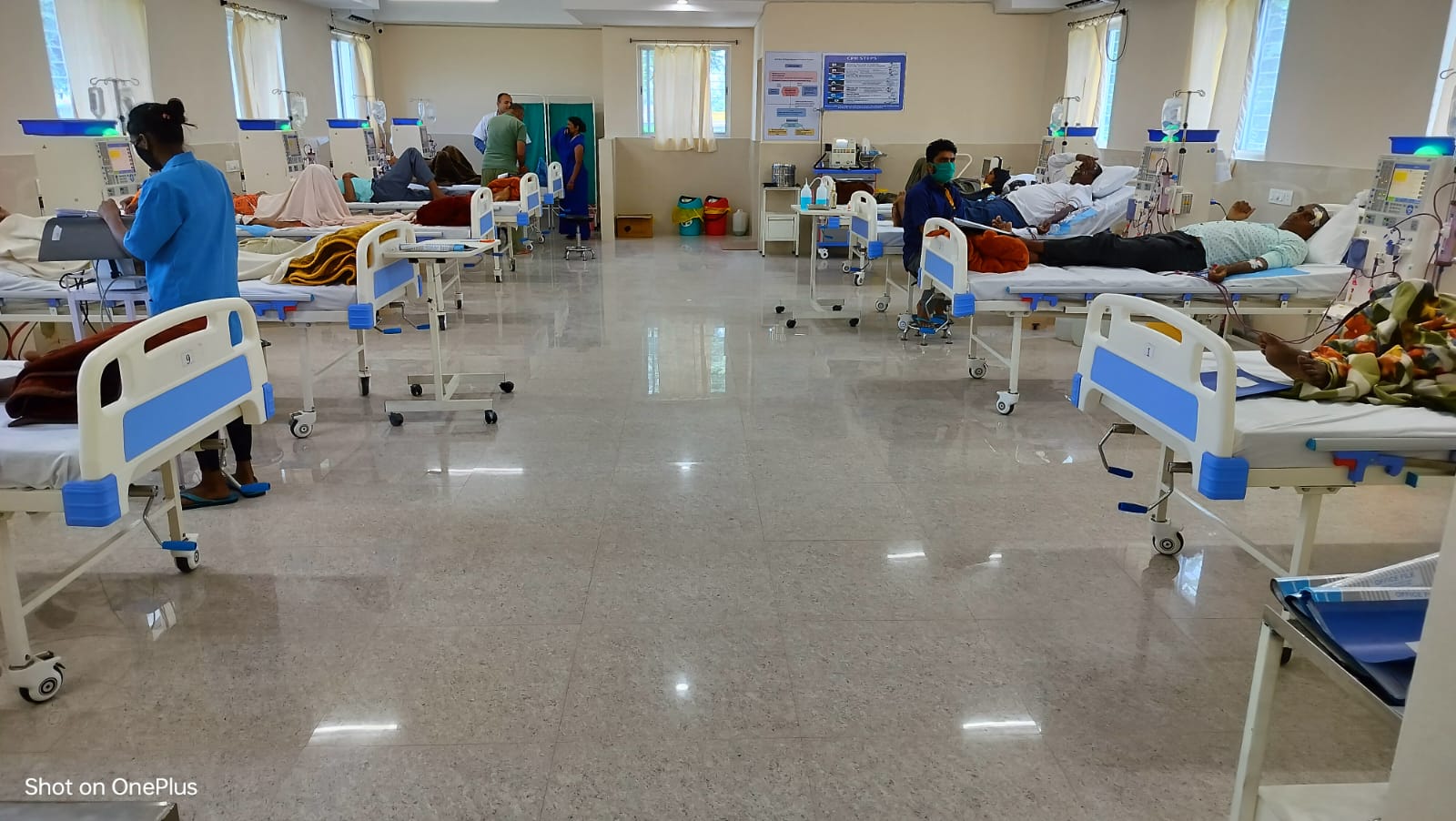 संकल्प और सेवा की मिसाल बना बाबू आरएन सिंह डायलिसिस सेंटर