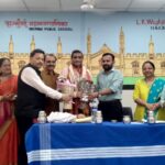 मनपा के तीन आदर्श मुख्याध्यापकों का किया गया सम्मान