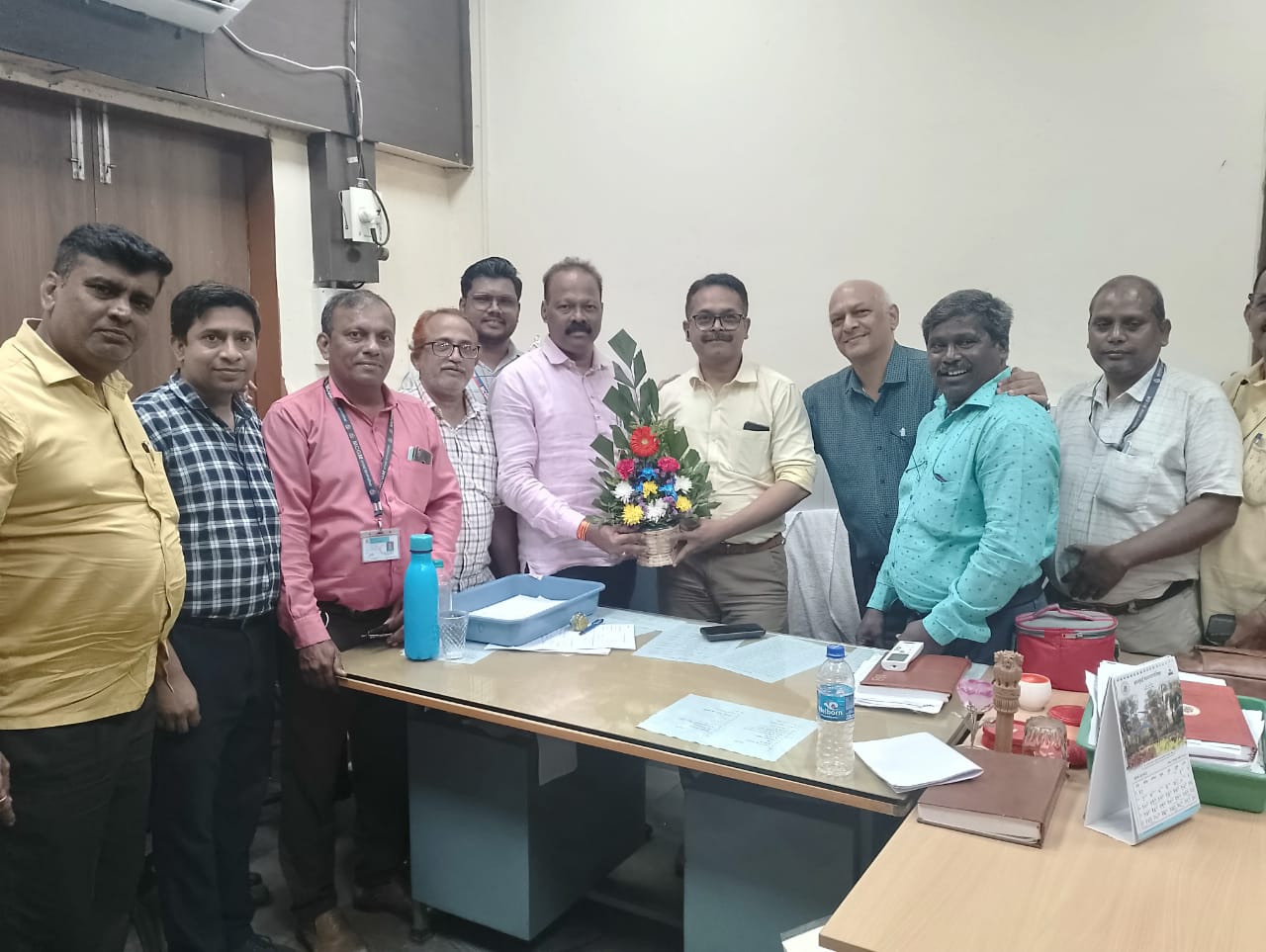 डॉ मंगेश एन. कुंभारे का एम.एम.यू. ने किया सम्मान