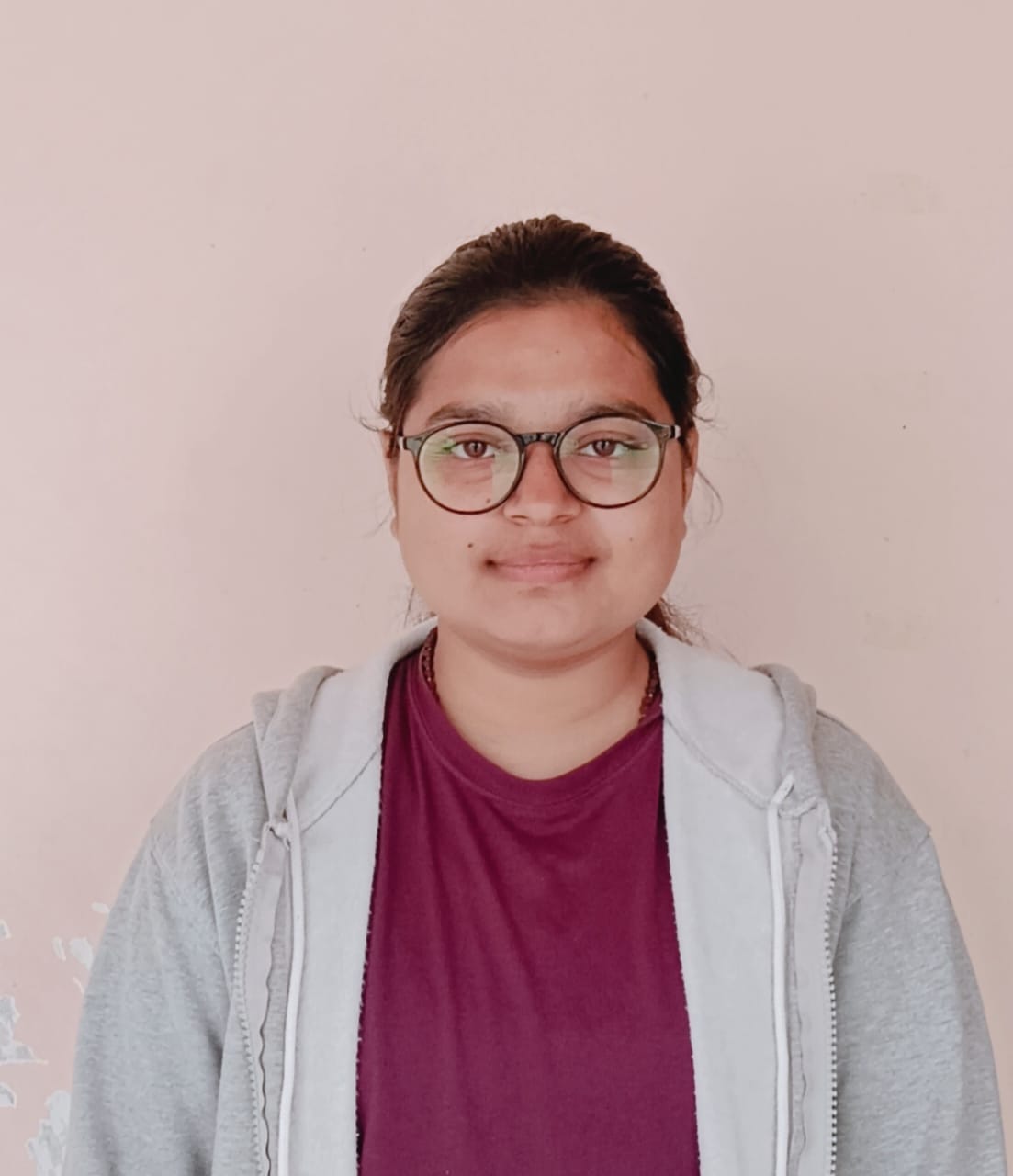 हर्षिता तिवारी ने 12वीं की परीक्षा में किया नाम रोशन