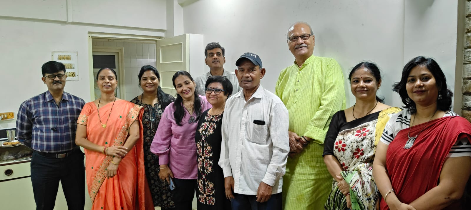 आरम्भ साहित्य मंच की स्थापना, सम्मान व‌ काव्य गोष्ठी सम्पन्न