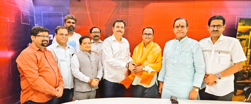 ब्राह्मण महासभा के अध्यक्ष अजय शुक्ल का मनाया गया जन्मदिन