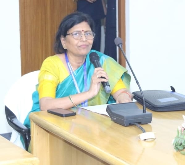 अंतर्राष्ट्रीय योग दिवस को ऐतिहासिक बनाने को लें शपथ – कुलपति प्रोफेसर वंदना सिंह