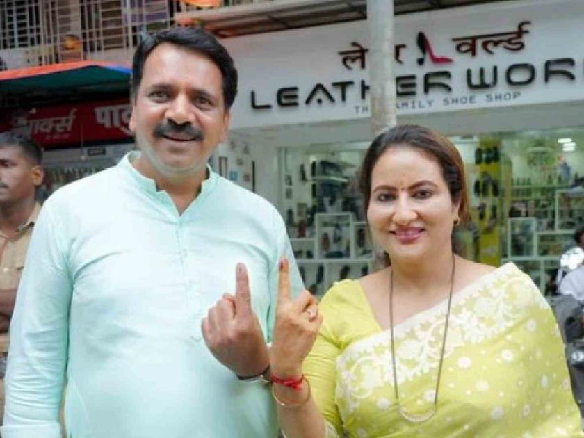 आठवीं पास मुन्ना भाई ने ग्रेजुएट बनकर डाला वोट!