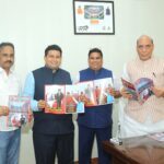 राजनाथ सिंह ने किया एड. विनय कुमार दुबे की तेजस भारत पत्रिका का विमोचन