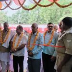 कमला प्रसाद तिवारी ने किया प्रधान वस्त्रालय का उद्घाटन