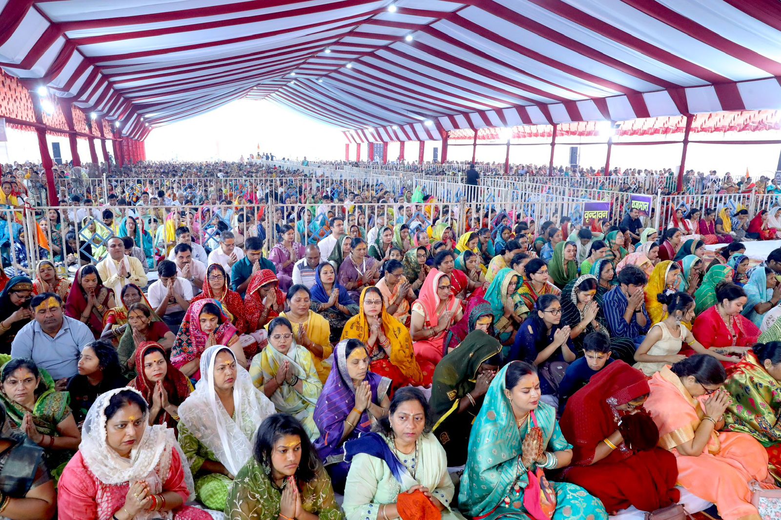 भगवान की कृपा से ही जीवन में आती है सुख समृद्धि – देवकीनंदन ठाकुर