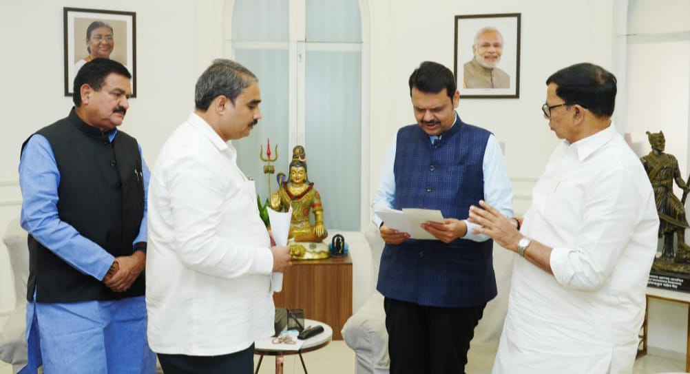 मुख्यमंत्री ने यादव संघ मुंबई को भूमि आवंटन करने का दिया आश्वासन