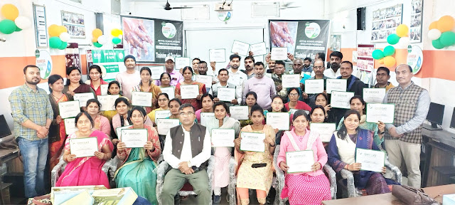 स्वच्छता पर दिया गया शिक्षकों को प्रशिक्षण