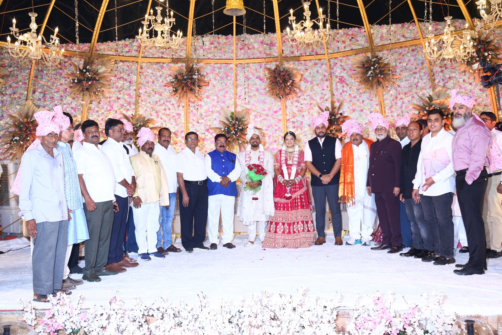 कांग्रेसी नेता जेपी यादव के बेटे की शादी में शामिल हुए गणमान्य