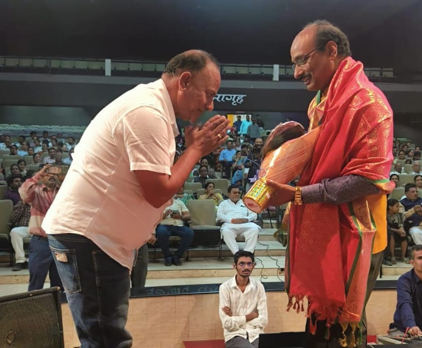 कविताओं के महाकुंभ में श्रीताओं ने लगाई डुबकी