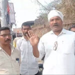 नगर पंचायत में मनमानी ढंग से कार्य करने के कारण सभासद में दिखा आक्रोश