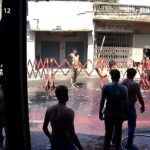 सब इंस्पेक्टर ने एक युवक को सरे आम पीटा वीडियो हुआ वायरल