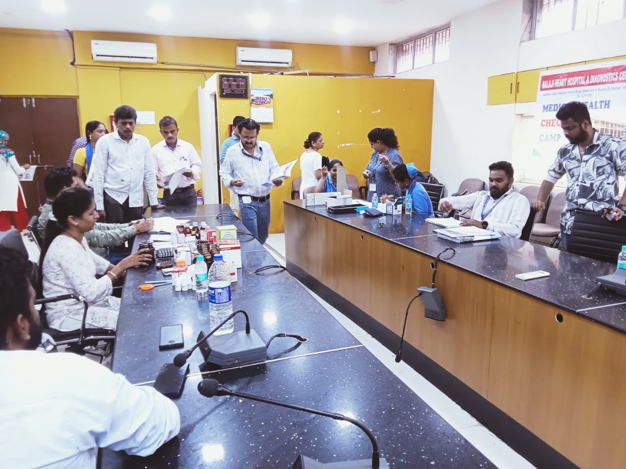 मनपा जी-दक्षिण विभाग में मुक्त चिकित्सा शिविर का आयोजन