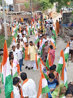 भारतीय सेना के सम्मान में भाजपा की स्थानीय लोगों ने निकली तिरंगा यात्रा 