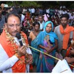 मुख्यमंत्री विष्णु देव साय का हरगवां गांव में औचक दौरा, ग्रामीणों से किया सीधा संवाद*