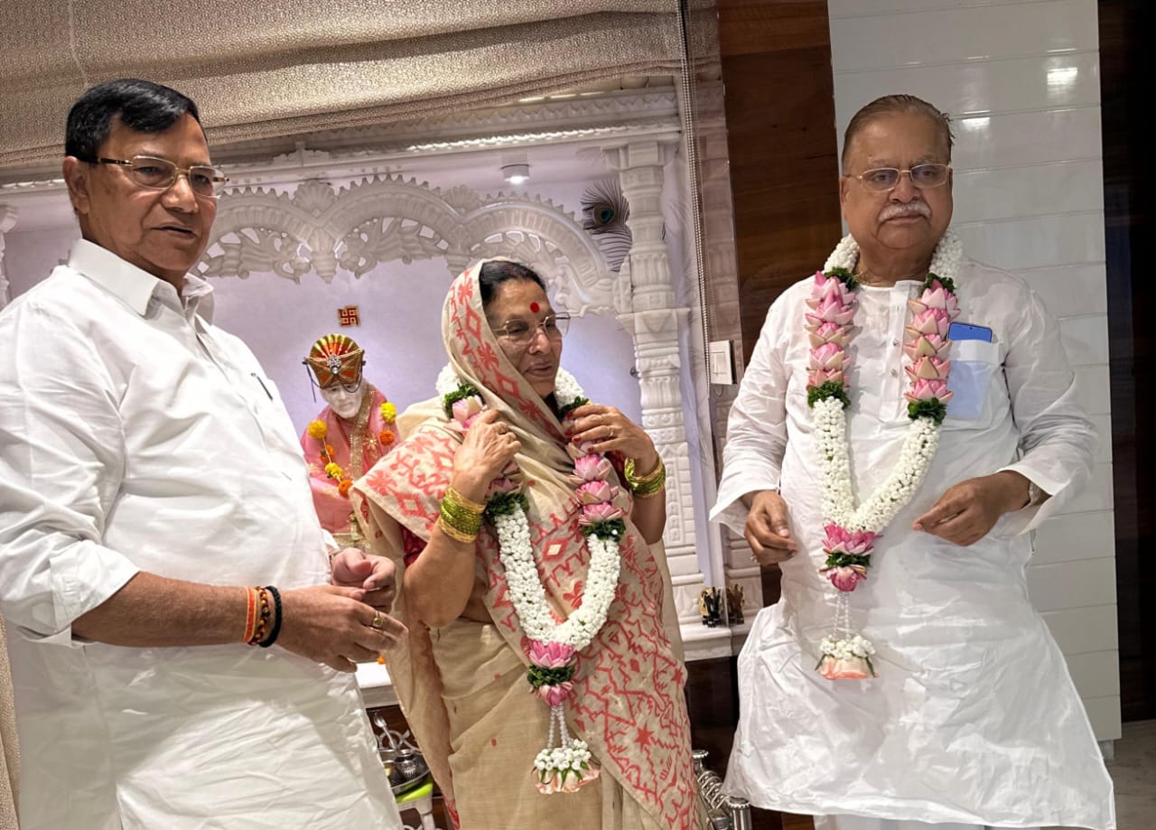 प्रकाश स्तंभ की तरह लल्लन तिवारी समाज को कर रहे आलोकित : कृपाशंकर सिंह