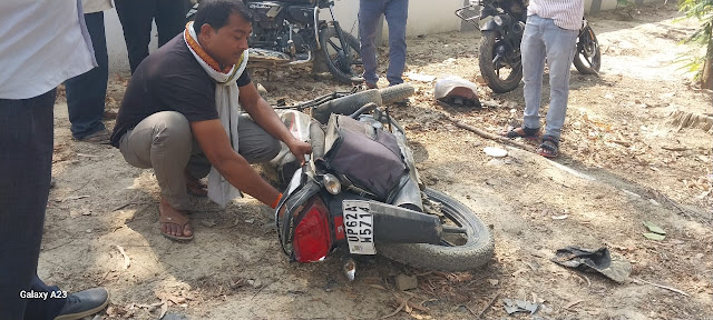 ट्रक से टकराकर बाइक सवार (सिंचाई विभाग के बाबू) की मौत,