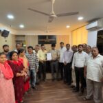 अवैध दरगाह पर डेडलाइन के भीतर बुलडोजर चलाने की मांग