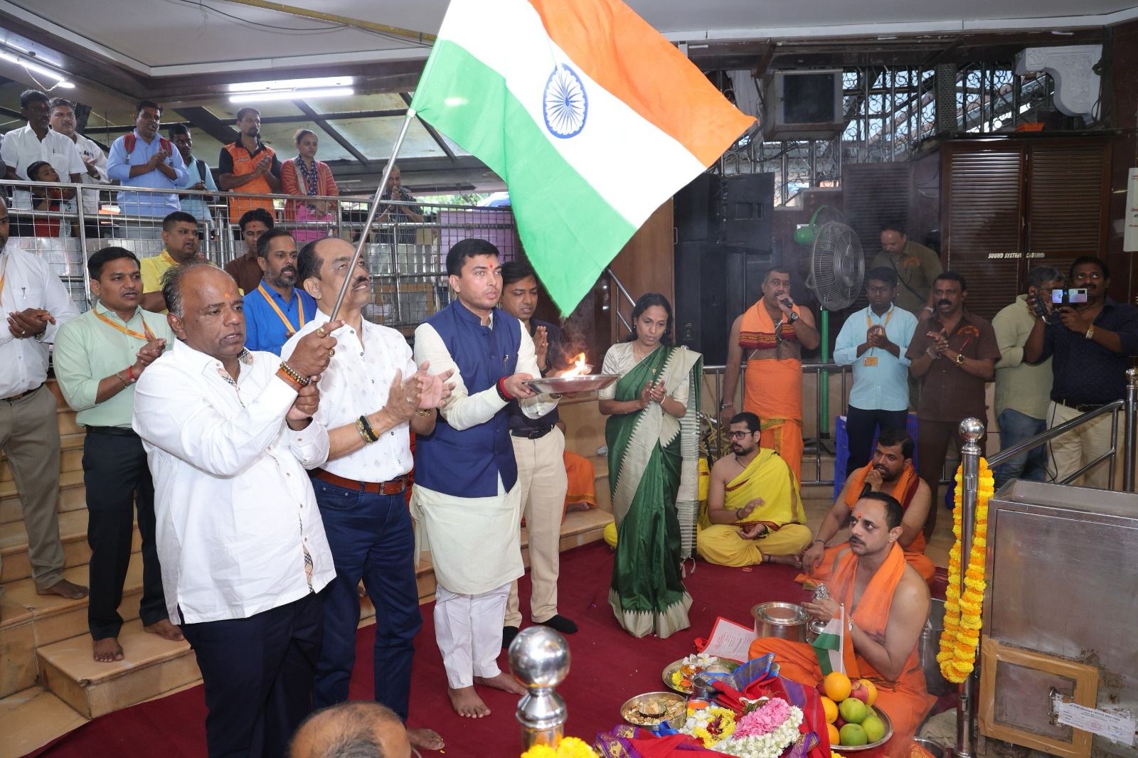 ऑपरेशन सिंदूर की सफलता पर श्री सिद्धिविनायक मंदिर में की गई विशेष पूजा