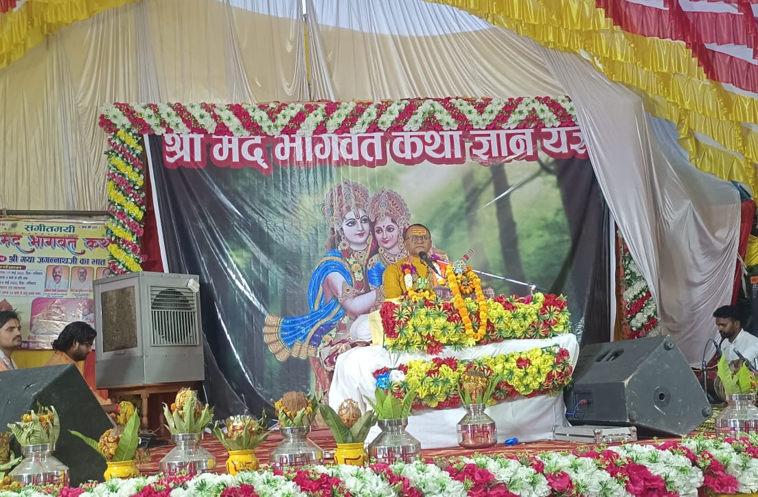 ईश्वर के अलावा कहीं भी मन लगाया तो दुख मिलना निश्चित : अशोकानंद