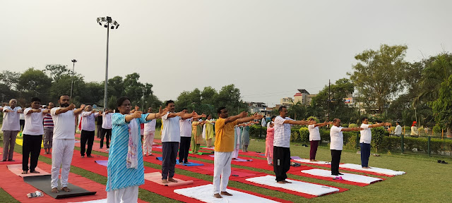 ग्यारहवें अंतरराष्ट्रीय योग सप्ताह का प्रथम दिवस उत्साहपूर्वक संपन्न