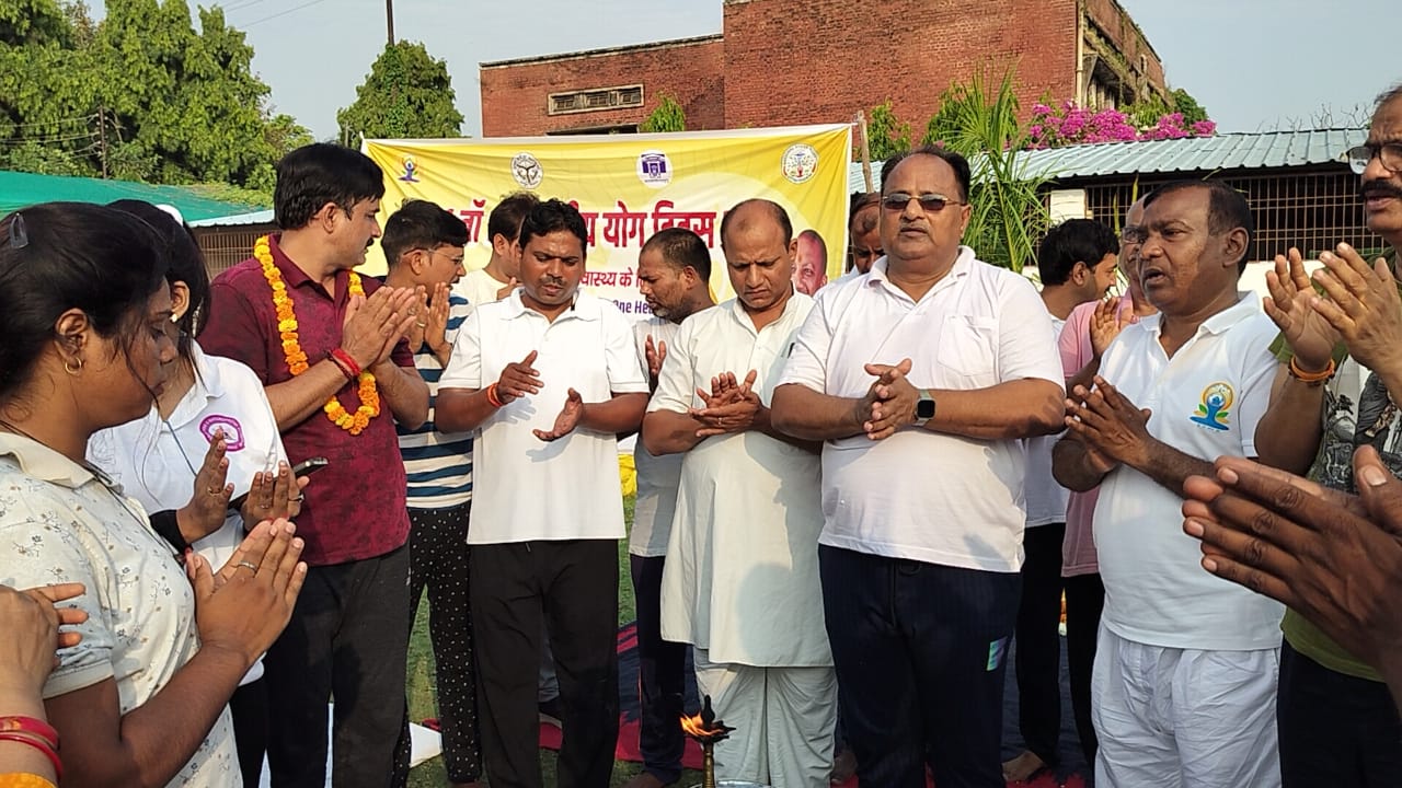 गणपत पाटील नगर में बिजली कनेक्शन न होना दुर्भाग्यपूर्ण : मनीष दुबे  