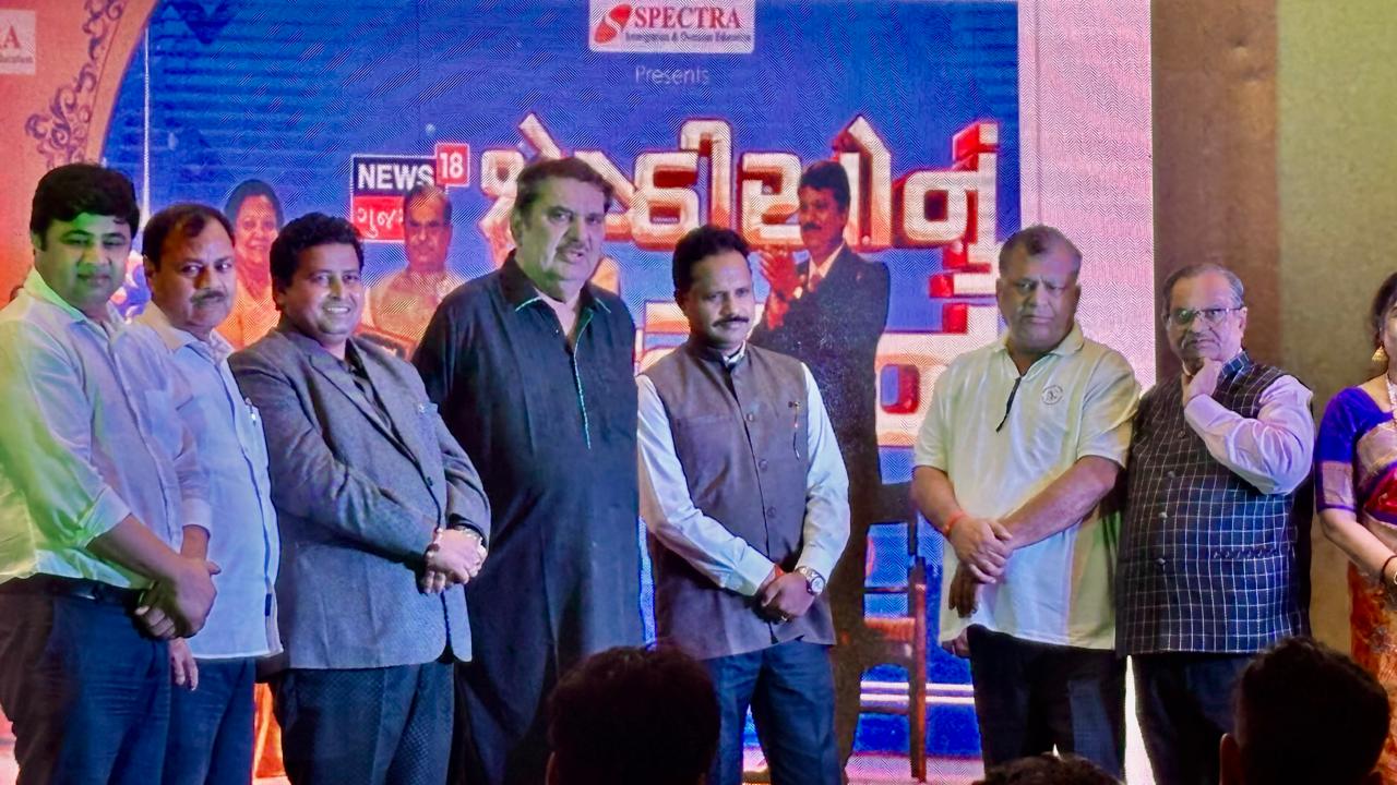 एड. अशोक कुमार दुबे को उत्कृष्ट कार्य के लिए मिला कर्मदीप सम्मान  