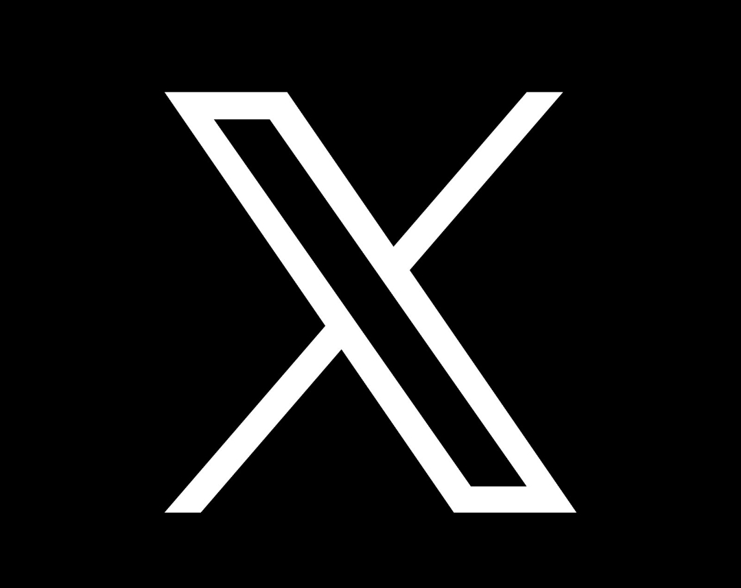 X उपयोगकर्ताओं ने मंच की वर्षगांठ मनाई