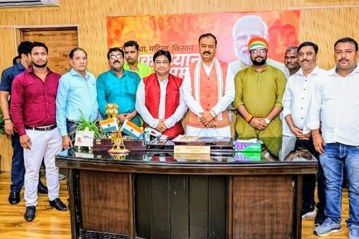 डिप्टी सीएम और मंत्री से मिला पटवा समाज का प्रतिनिधि मंडल