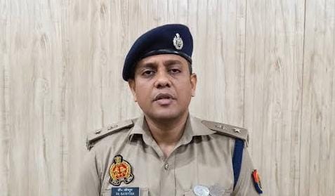 जौनपुर में याचिकाकर्ता को धमकाना पड़ा मुंगरा थानाप्रभारी सहित एक सब इंस्पेक्टर और दो आरक्षी को भारी 