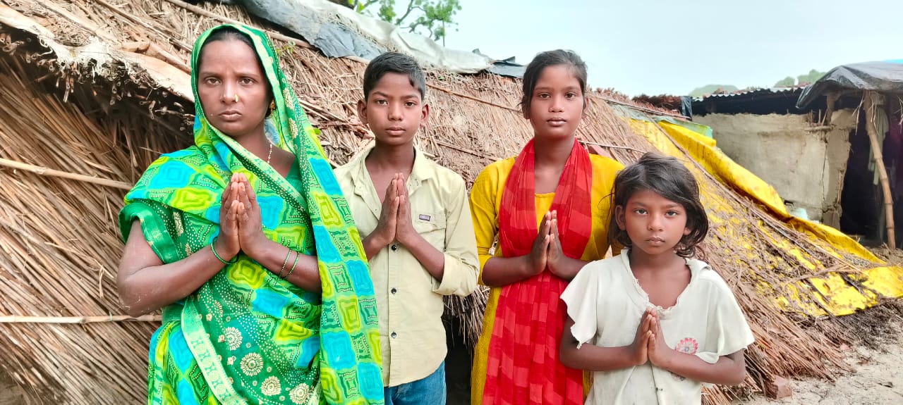 बसवत की मनीषा आवास के लिए खा रही दर - दर की ठोकरें