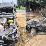 जौनपुर अनियंत्रित स्कॉर्पियो खंभे से लड़ी बाल बाल बचे लोग