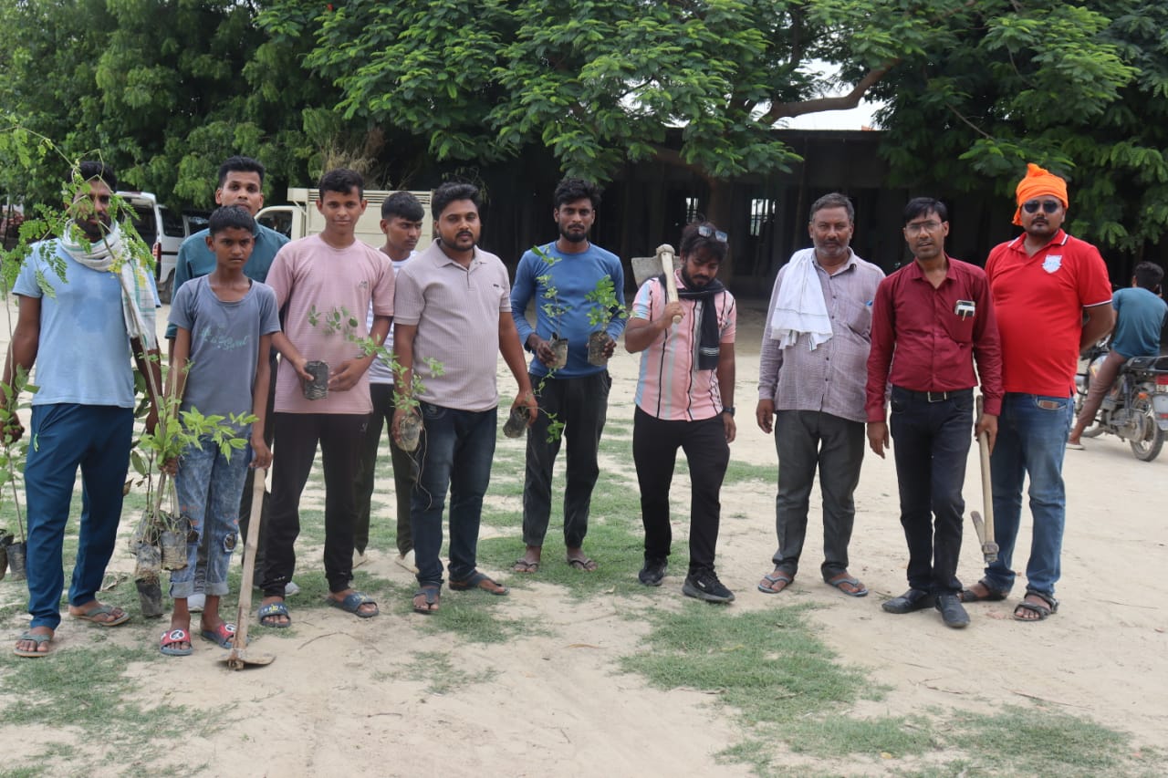 नेशनल ह्यूमन राइट्स एंड वेल्फेयर फाउंडेशन ट्रस्ट द्वारा वृक्षारोपण