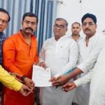 विद्यालय पेयरिंग मर्ज के विरोध में यूटा ने राज्यमंत्री को सौपा ज्ञापन