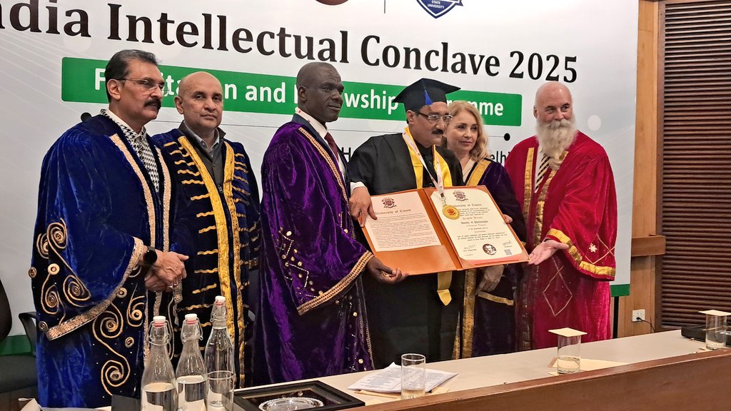 पत्रकार मंगलेश्वर त्रिपाठी मुन्ना को मिली डाक्ट्रेट की उपाधि