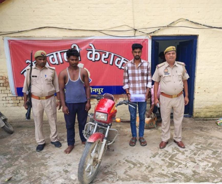चोरी की बाइक और अवैध तमंचा के साथ दो शातिर अभियुक्त गिरफ्तार, मुखबिर की सूचना पर हुई कार्रवाई