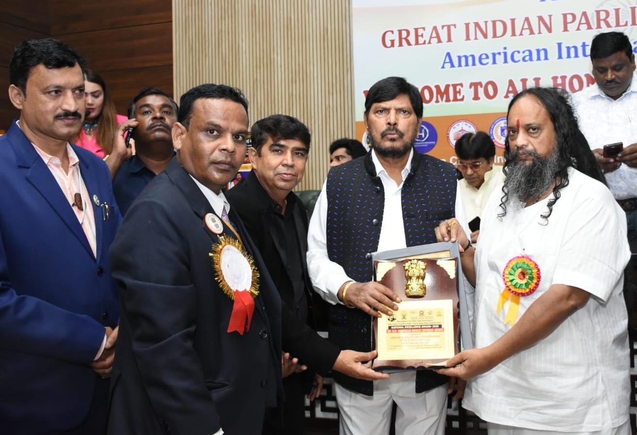 गौ रक्षा और सनातन के लिए शक्ति महाराज को मिला भारत भूषण अवार्ड