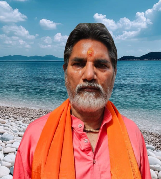 बुजुर्गों के अपमान से परिवार और समाज का बुरा हाल : महेश योगी