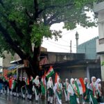 मदरसा के बच्चों ने निकाली तिरंगा यात्रा