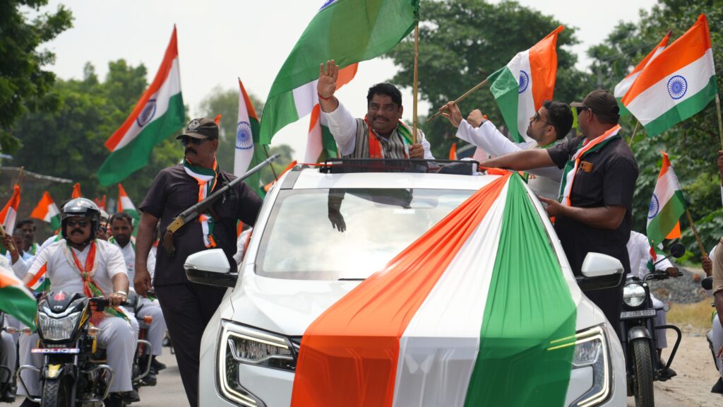 79वें स्वतंत्रता दिवस पर श्री विश्वनाथ ग्रुप ऑफ इंस्टीट्यूशंस में धूमधाम से मनाया गया उत्सव