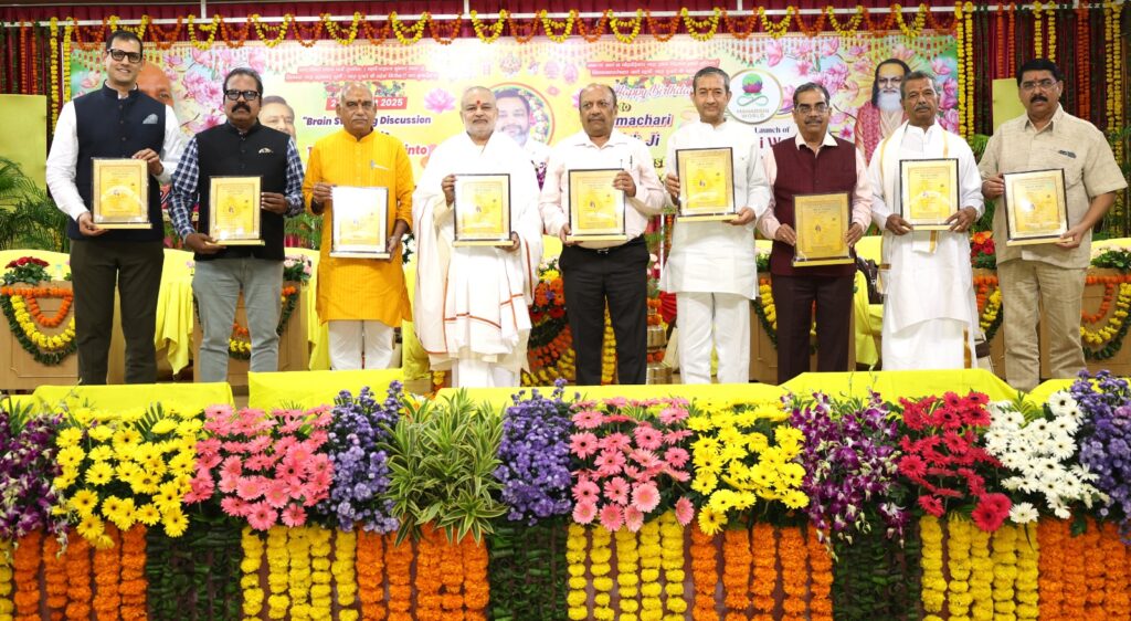 राष्ट्र सेवा हेतु चेतना का शुद्ध होना अत्यंत आवश्यक : ब्रह्मचारी गिरीश जी