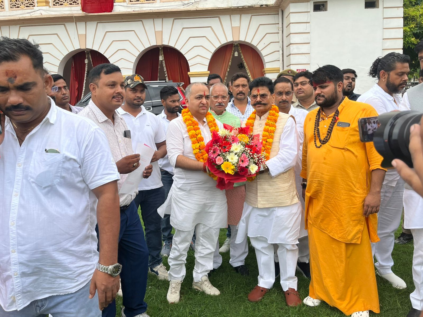 जौनपुर के विनीत सेठ बने विश्व हिंदू रक्षा परिषद व्यापार सभा के राष्ट्रीय अध्यक्ष