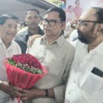 महाराष्ट्र के पूर्व गृह राज्यमंत्री कृपाशंकर सिंह का धूमधाम से मनाया गया जन्मदिन