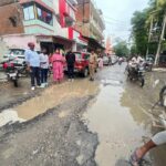 चार महीने में सड़क पर हुए गढ्ढे, सांसद का पीडब्ल्यूडी पर सख्त रुख