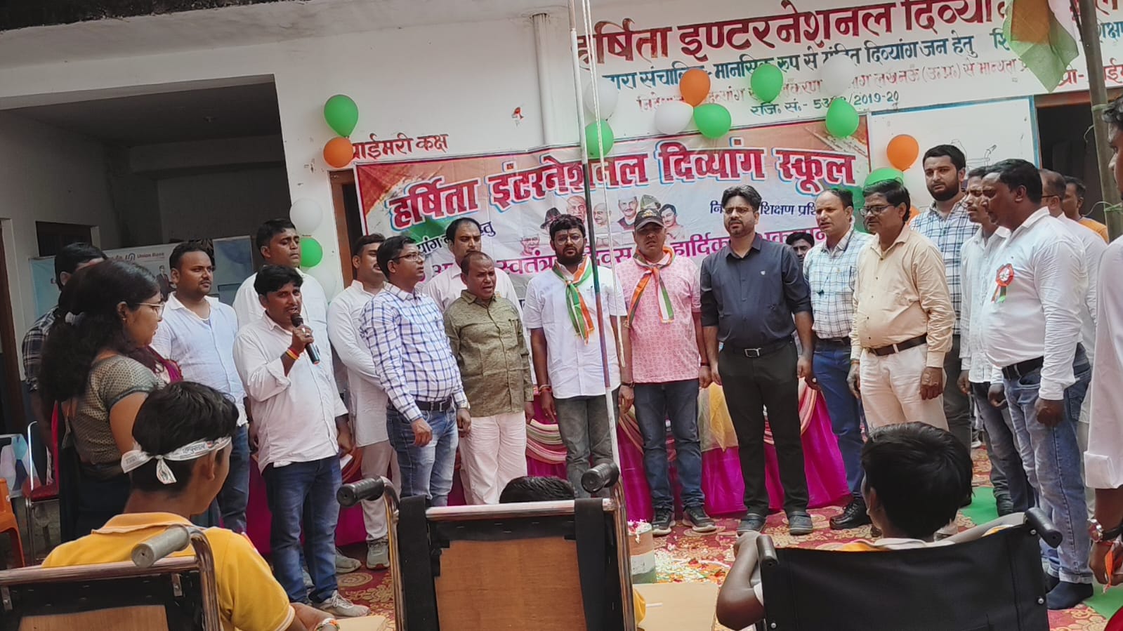 दिव्यांग स्कूल बक्शा के दिव्यांग बच्चों ने डॉन्स कर जीता सबका दिल